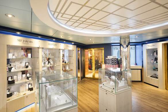 MSC Cruises MSC Lirica Fasion Jewellery 1 ©MSC Rights - Ivan Sarfatti.jpg